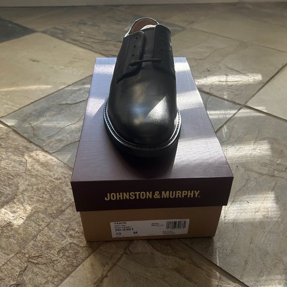 Men\'s Johnston and Murphy Shoes Size 10M